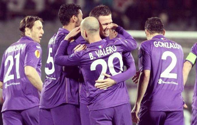 意甲争冠生死线!AC 米兰主场碾压垫底佛罗伦萨,保级队难破红黑堡垒?