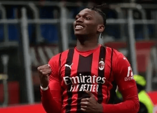 意甲:AC米兰VS佛罗伦萨!