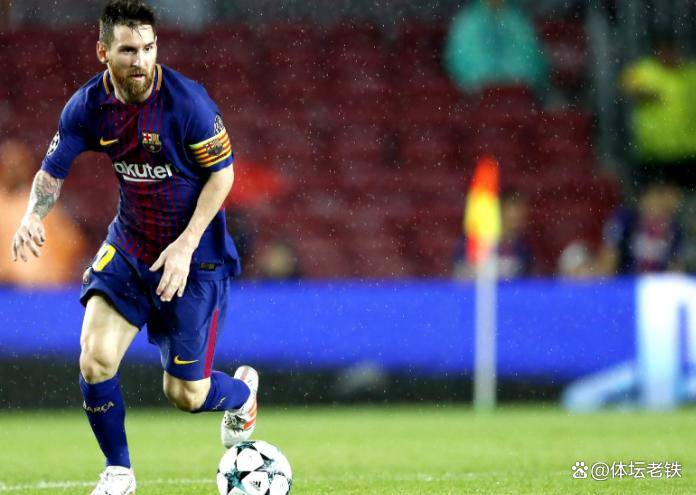 同一天爆发,梅西和C罗,两人谁更强?双骄隔空对话诠释不老传奇