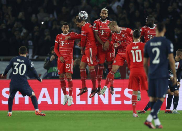 周六018:德甲 门兴格拉德巴赫VS拜仁慕尼黑,专家专业比分预测!