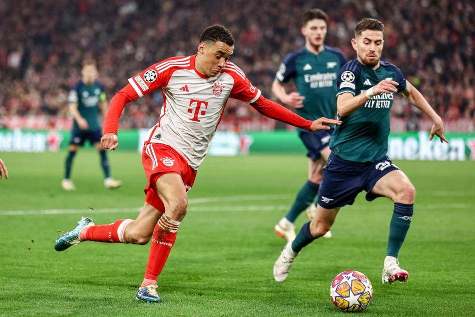 12月15日00:30前瞻：德甲对决，拜仁慕尼黑主场迎战美因茨