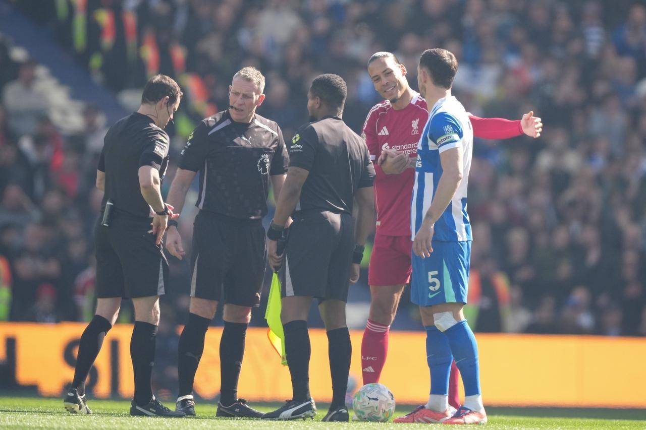 英超联赛：利物浦1-2惜败布莱顿的原因，小说都不敢这么写