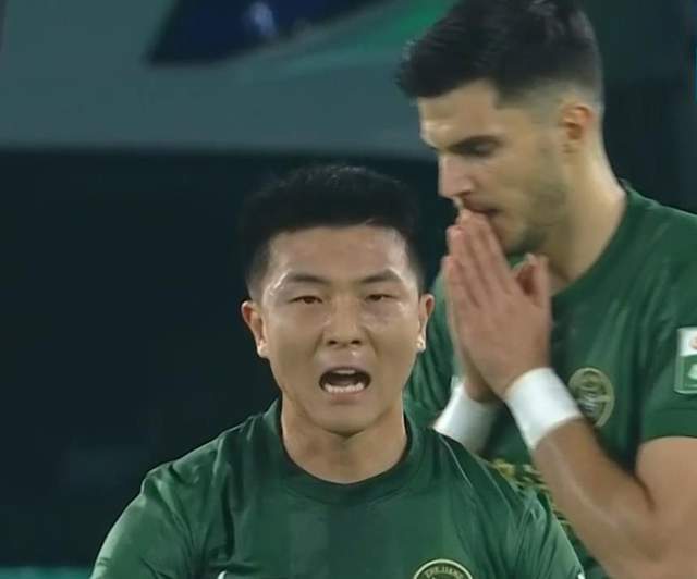 200万欧“中超齐达内”终于爆发：5秒3次戏耍对手太惊艳！